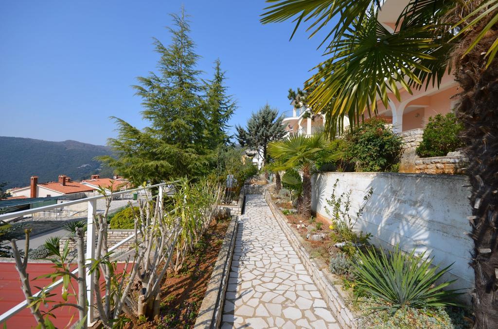 Apartments Slavica Rabac Kültér fotó