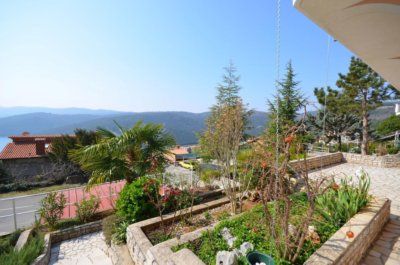 Apartments Slavica Rabac Kültér fotó